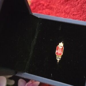 Classic Red and Gold Ring with Vibrant Stone